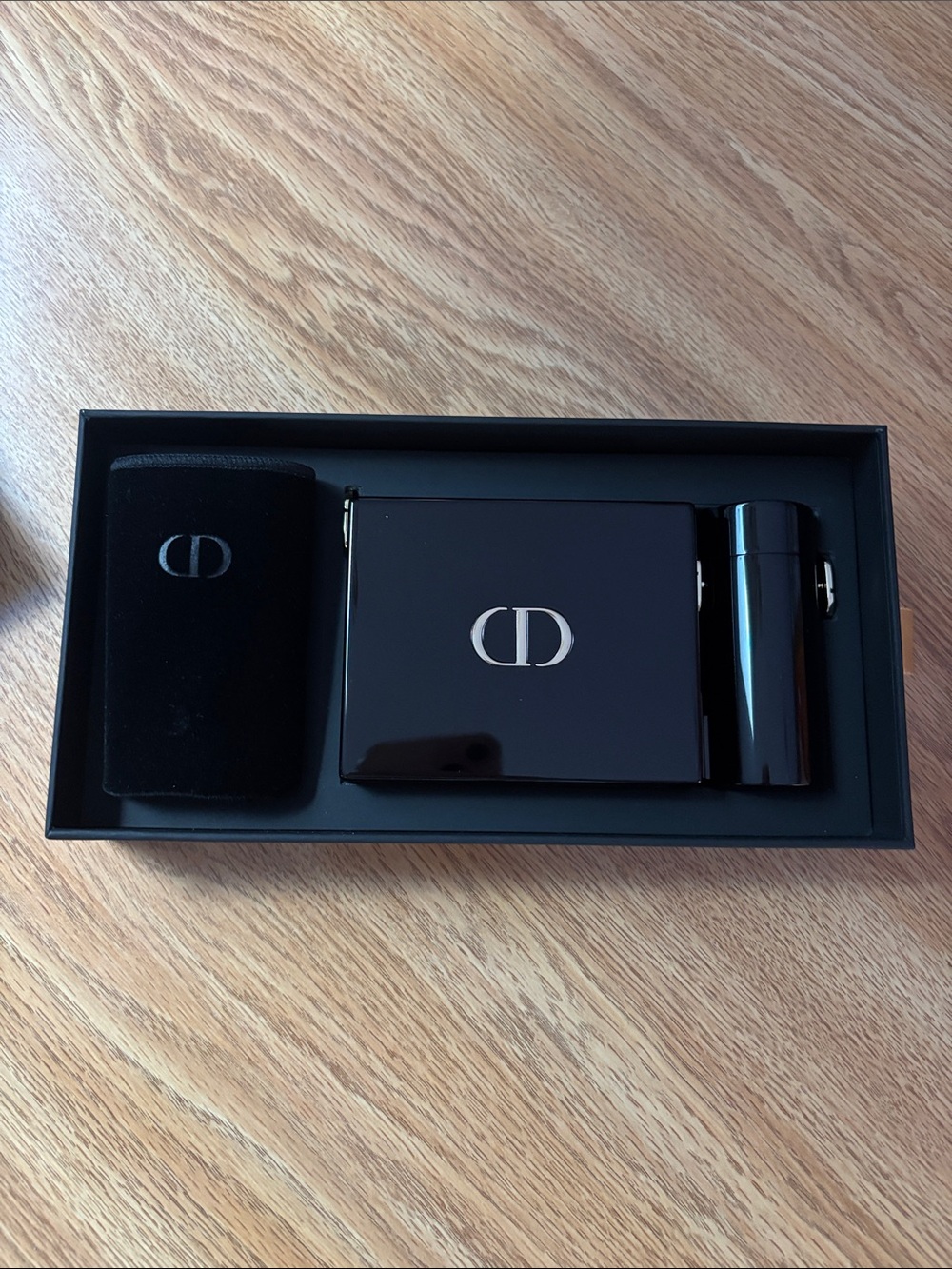 Dior Black & Gold Minaudiere Case - Picture 4 of 5